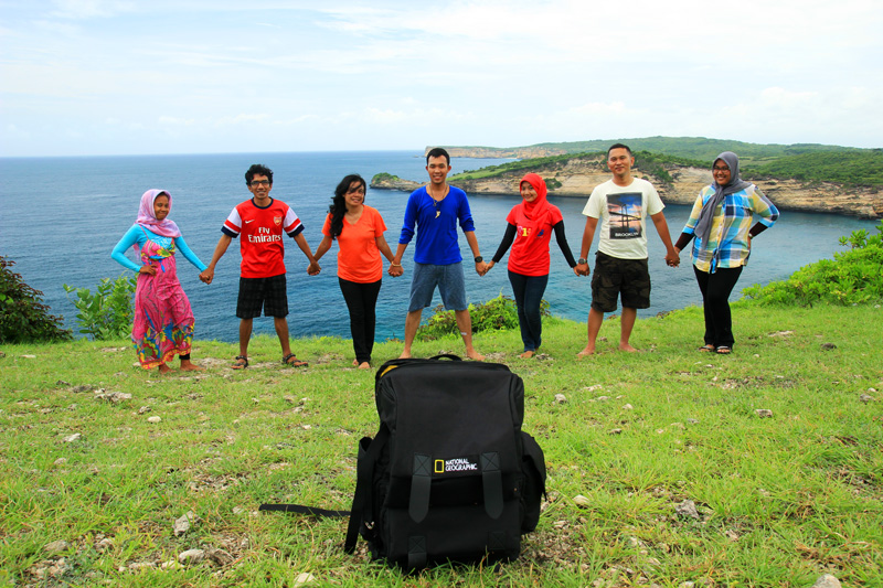Persahabatan Tim Lombok Backpacker di Tanjung Ringgit